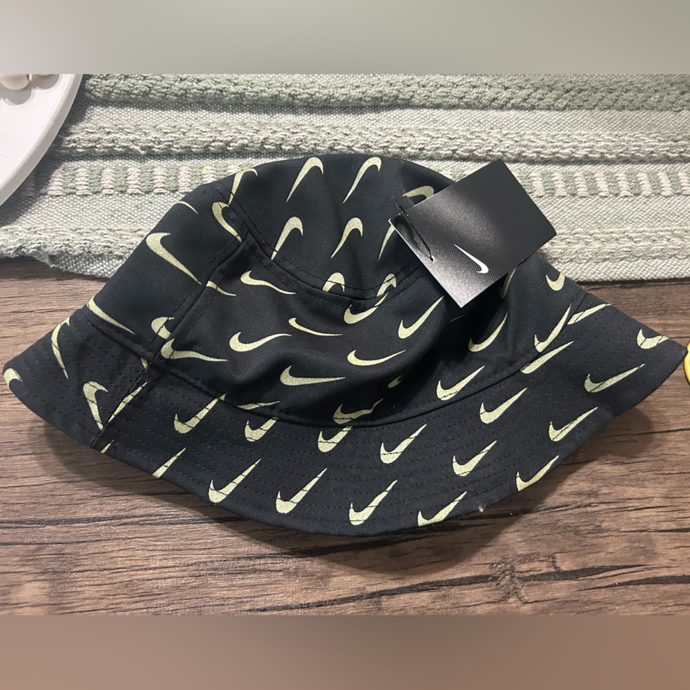 Kids unisex M/L bucket hat